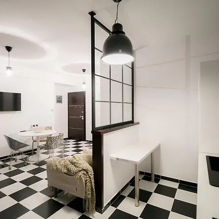 Fena Uptown Easy Living * Vólos