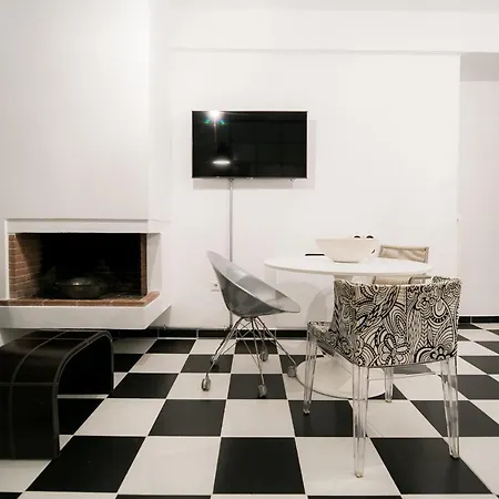 Fena Uptown Easy Living * Vólos
